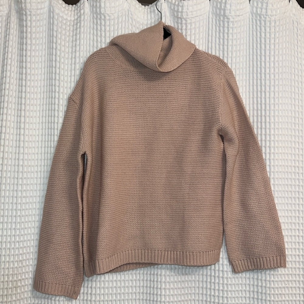 H&M Sweater